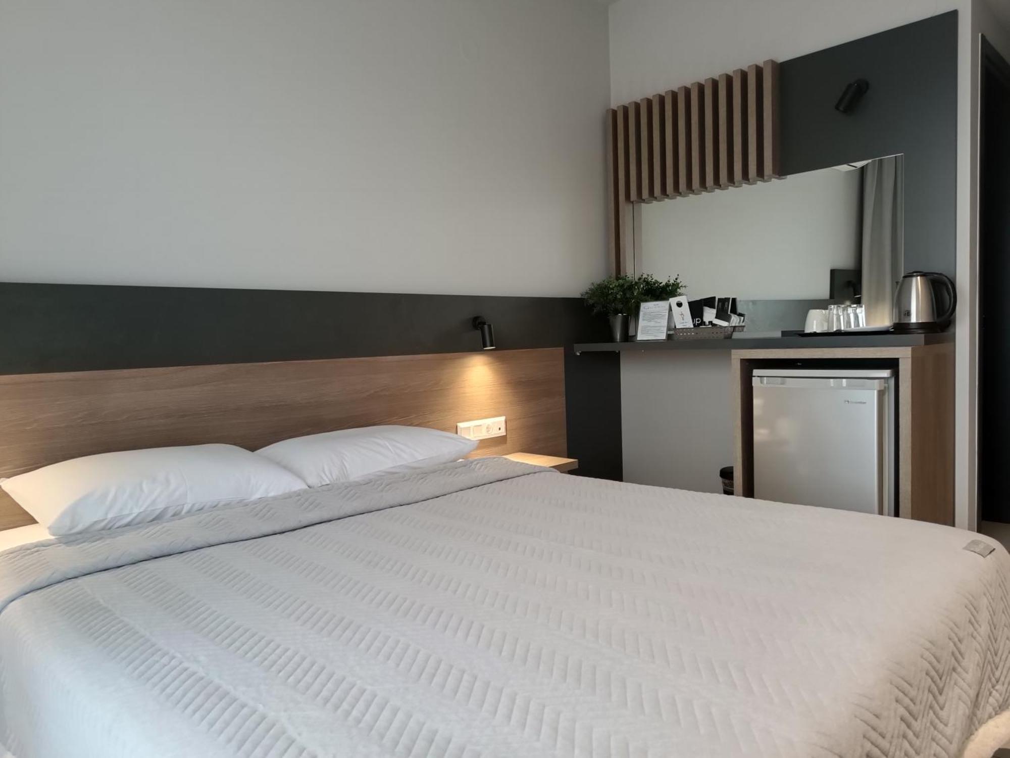 Elizabeth Queen Luxury Rooms Paralía Exterior foto