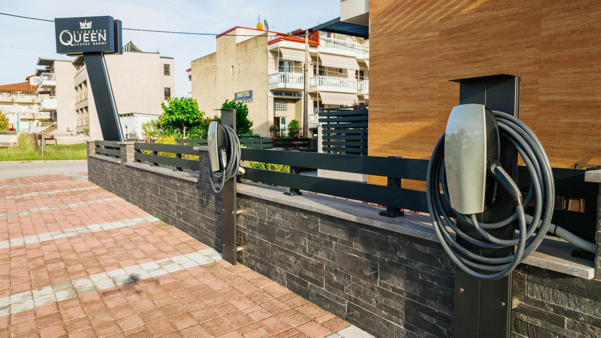 Elizabeth Queen Luxury Rooms Paralía Exterior foto